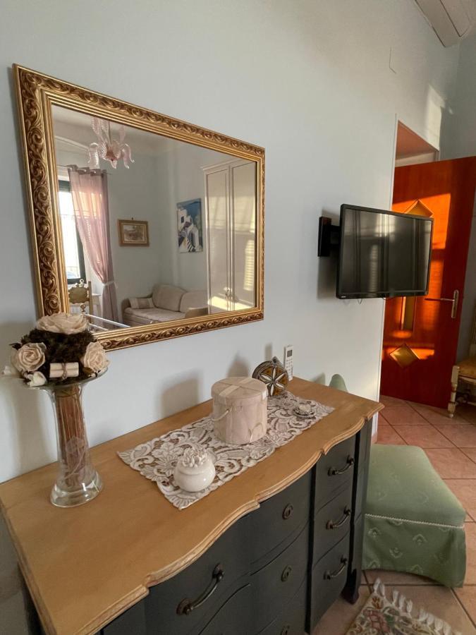 A Casa Di Stella Lägenhet Salerno Exteriör bild