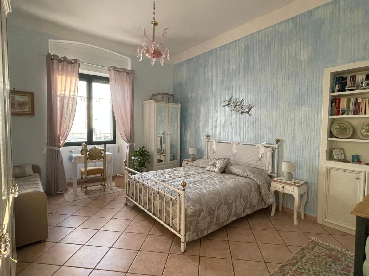 A Casa Di Stella Lägenhet Salerno Exteriör bild