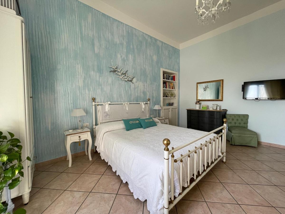 A Casa Di Stella Lägenhet Salerno Exteriör bild