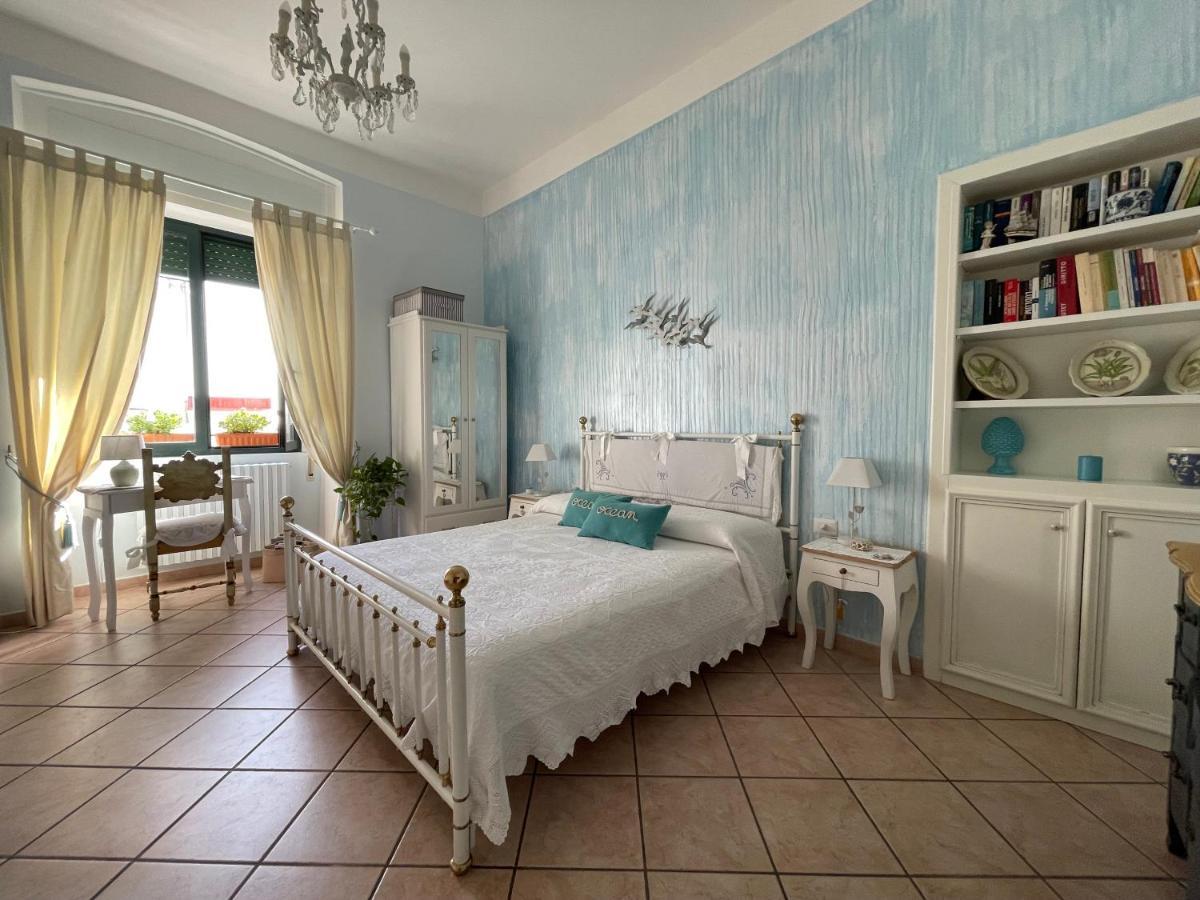 A Casa Di Stella Lägenhet Salerno Exteriör bild